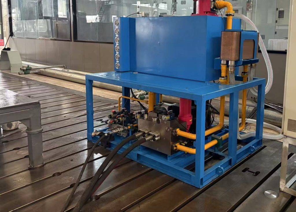 150KW hydraulic power unit for roadheader traction part testing, 35MPa max pressure.